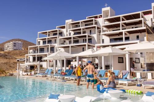 Cerritos Apartamento | Stunning Beachfront Residence with Resort Perks