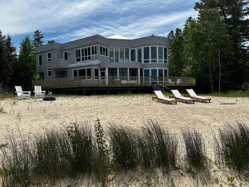 Cheboygan Casa | Stunning Beachfront Retreat, Sleeps 12