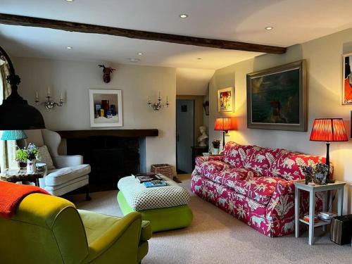 Oakley Casa | Stunning Cosy Cottage in Hampshire Oakley