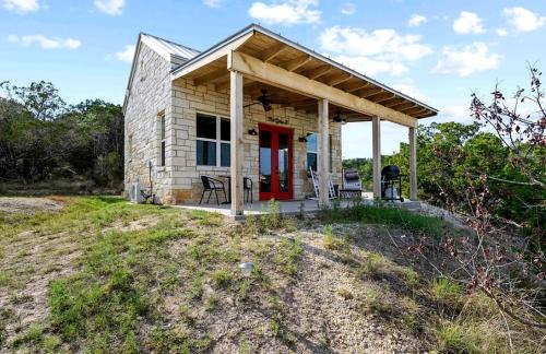 Dripping Springs Casa | Stunning Cottage with Fantastic Views for a Romantic Escape near Austin, Texas