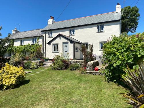 Georgeham Casa | Stunning Cottage Close to Amazing Beaches