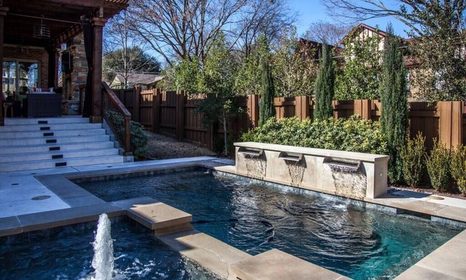 Hollywood - Santa Monica Casa | E Dallas Retreat: Pool, Spa & Outdoor Fireplace