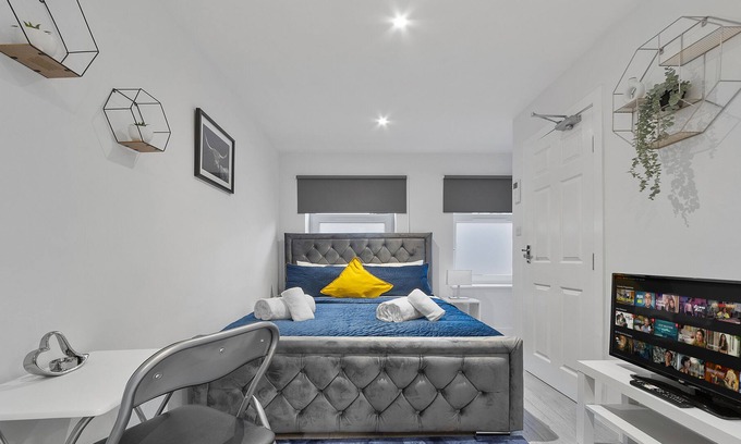 Penge Apartamento | Stunning Ensuite Studio Crystal Palace London SE20