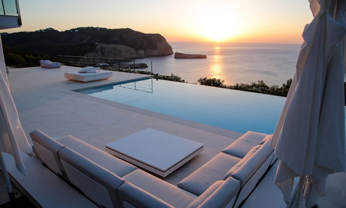 Sant Joan de Labritja Casa | Stunning sunset villa with endless infinity pool in the north part of the island