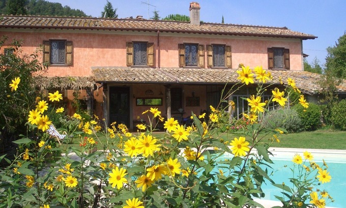 Orte Otro | Stunning farm house plenty of peace, green spaces and with swimmingpool