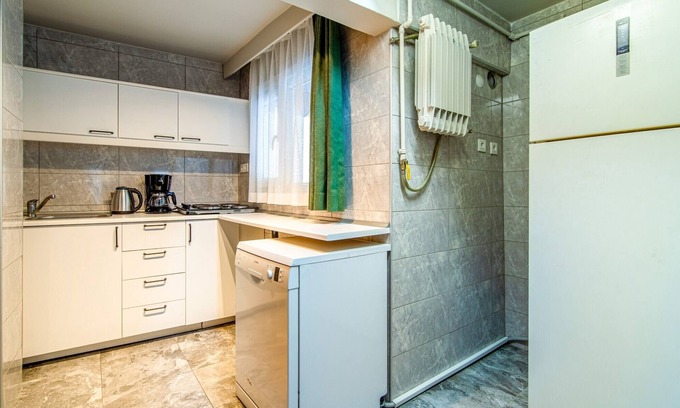 Nisantasi Apartamento | Stunning Flat with Excellent Location in Tesvikiye