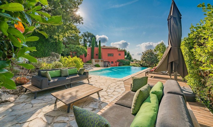 Chateauneuf-Grasse Casa | Impresionante casa en Châteauneuf de.