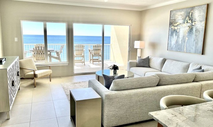 Orange Beach Condominio | STUNNING Gulf Front Property! Beach Chair Service Included with Rental!