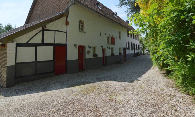 Slenaken Casa | Stunning Holiday Home Near Forest in Slenaken