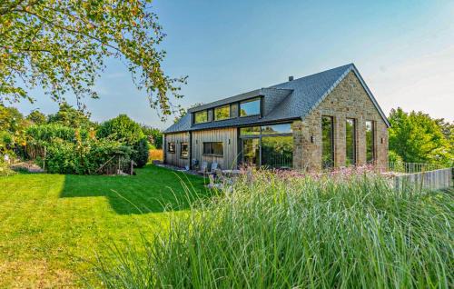 Halleux Casa | Stunning Home In La Roche-En-Ardenne