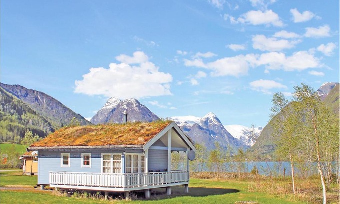 Fjaerland Casa | Stunning Home In Fjærland