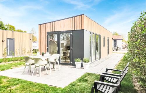 Heinkenszand Casa | Stunning Home In Heinkenszand With Wifi