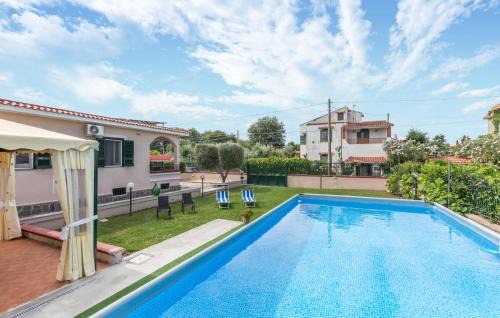 Castel Volturno Casa | Stunning Home In Castel Volturno