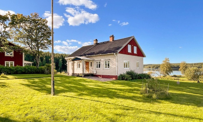 Klassbol Casa | Impresionante casa en Klässbol con.