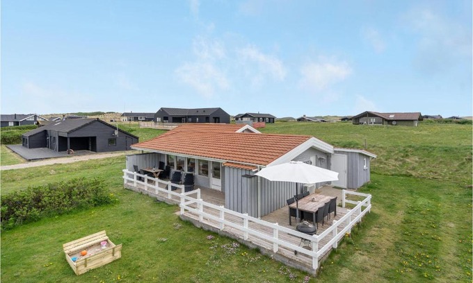 Nr. Lyngby Strand Casa | Stunning Home In Løkken With Sauna