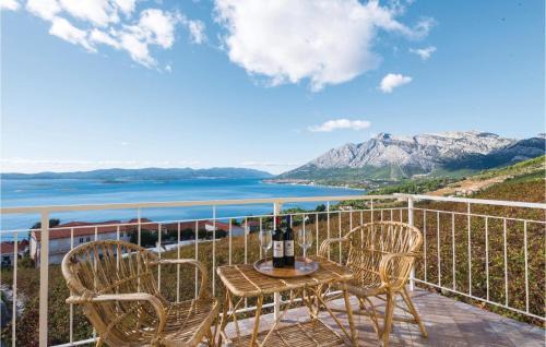 Postup Casa | Stunning Home In Orebic With Kitchen