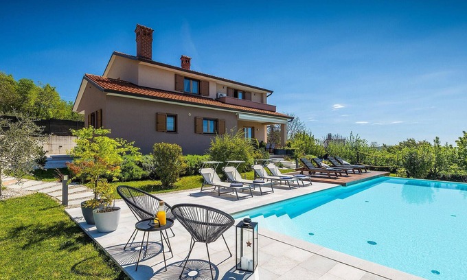 Trviz Casa | Impresionante casa en Pazin