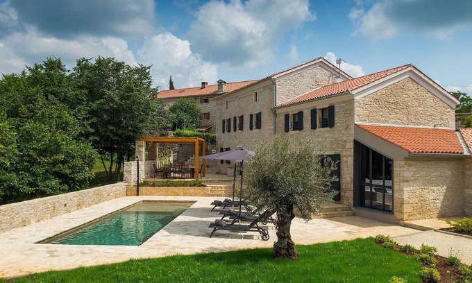 Bicici Casa | Impresionante casa en Svetvincenat