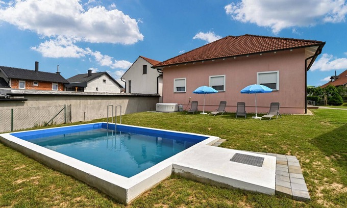 Cakovec Casa | Impresionante casa en Senkovec con.