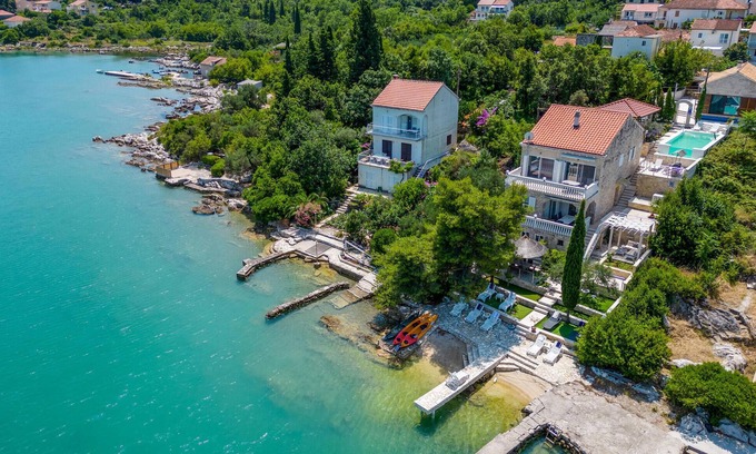 Hodilje Casa | Impresionante casa en Ston con sauna
