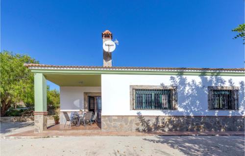 Ubrique Casa | Stunning Home In Ubrique With Kitchen