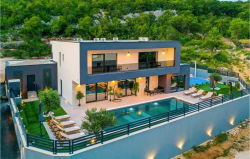 Zagvozd Casa | Stunning Home In Zagvozd With Sauna