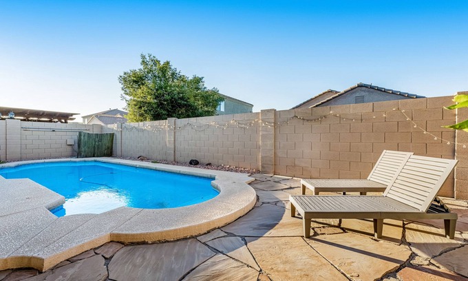 Suncliff Casa | Stunning home with pool, patio, grill, central AC & washer/dryer