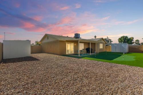 North Center Revitalization Association Casa | Stunning Hunter Single Family Home in the Heart of Mesa
