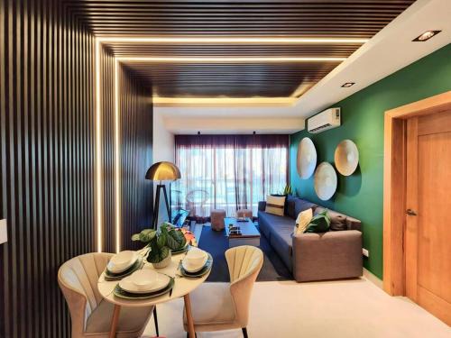 Downtown Santo Domingo Apartamento | Stunning infinity pool apartment
