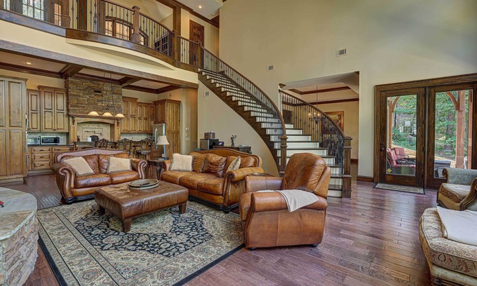 Wedowee Casa | Stunning Lake Wedowee Home w/ Dock + Kayaks!