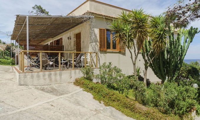 Erice Villa | Villa con 3 apartamentos independientes, terrazas panorámicas y las comodidades