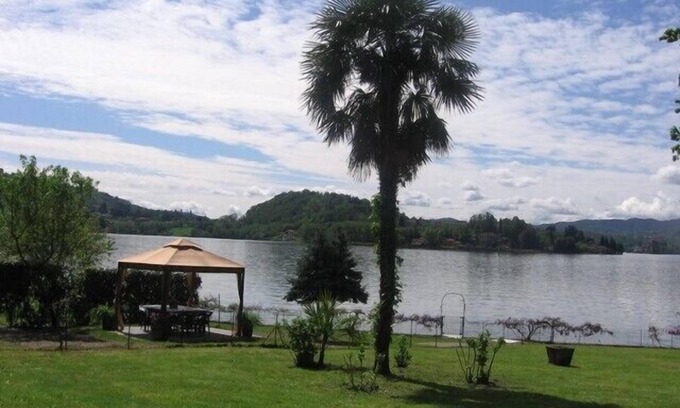 Pettenasco Apartamento | Apartamento de lujo en una villa en las orillas del lago de Orta, 8 / 10 personas