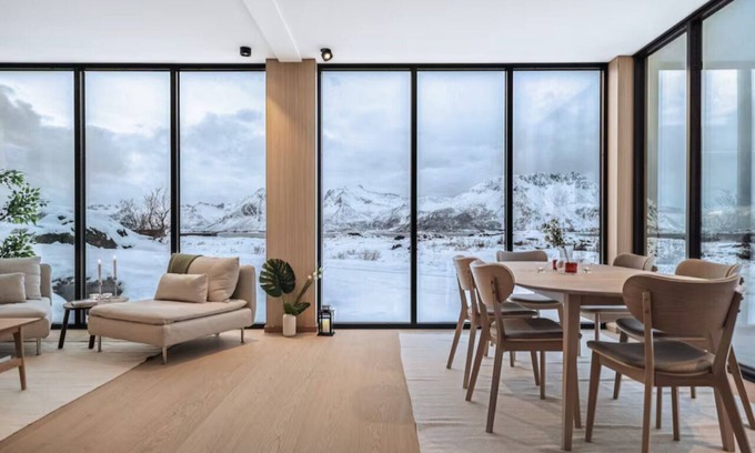 Vagan Cabina | Stunning Lofoten Lodge with Views & Jacuzzi
