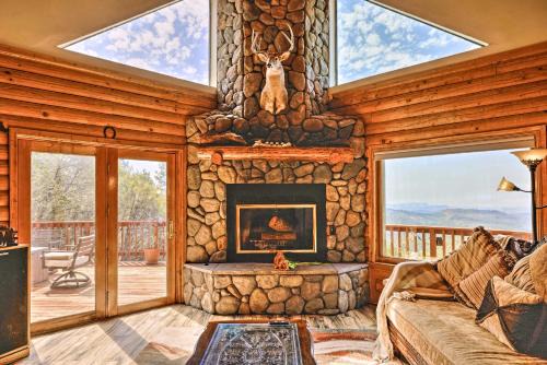 Phoenix Lake-Cedar Ridge Chalet De Esquí | Stunning Log Cabin with Great Views, Firepit, Deck near Twain Hart