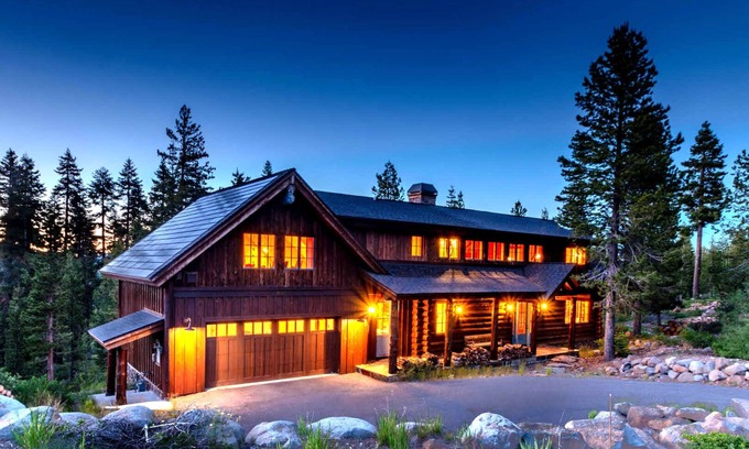 Truckee Casa | IMPRESIONANTE CASA DE REGISTRO Y PARAÍSO A COOK!