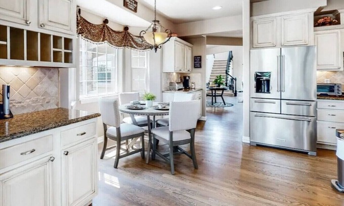Monument Villa | Stunning Luxury Villa with Incredible Amenities!