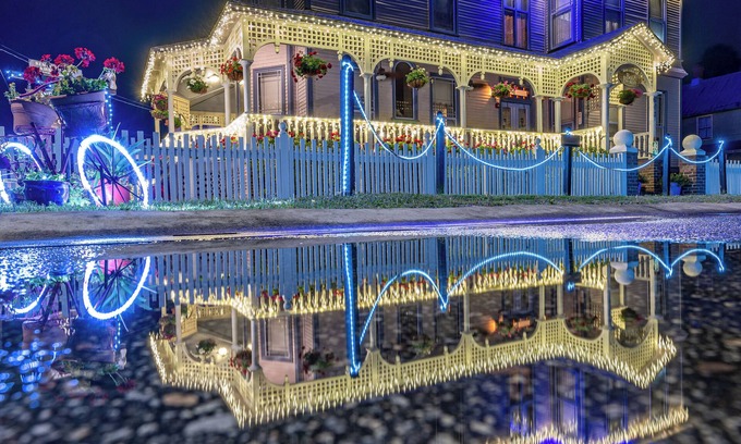 Palatka Casa | Stunning Mansion! Great for family gatherings. Hundreds of FIVE STAR Reviews.