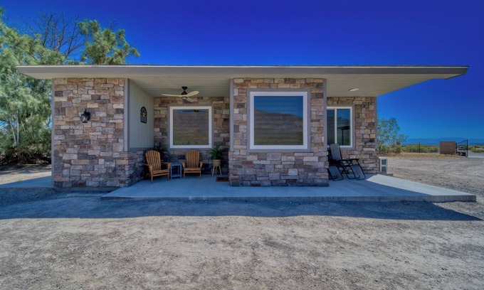 Mojave Desert Apartamento | Stunning New House by Death Valley, Amazing Views!