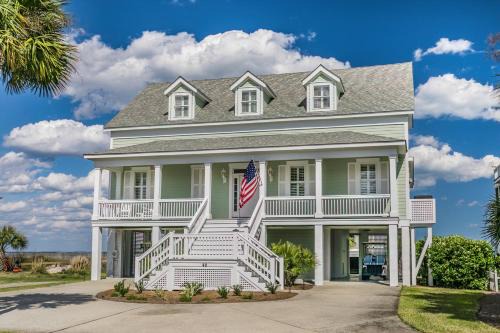Beachwalk Casa | STUNNING NEW LISTING - Ocean and Beach Views TWO GOLF CARTS - Sleeps 12