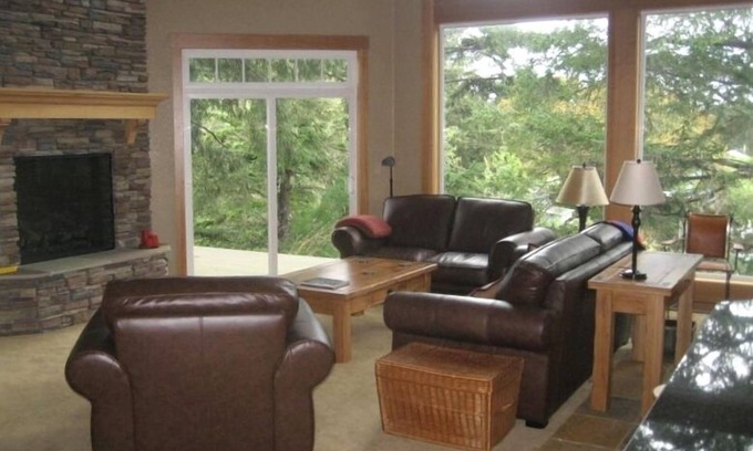 Gearhart Casa | Impresionante New Lodge-Like 4,500 pies cuadrados. Custom Home