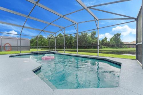 Sandy Ridge Villa | Stunning Newly Renovated Pool Home close to Disney