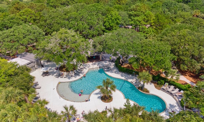 Ocean Point Condominio | Stunning Ocean Views, Renovated Luxury Condo, Complex Pool