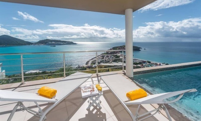 Belair Casa | Stunning Oceanview Villa with Private Pool