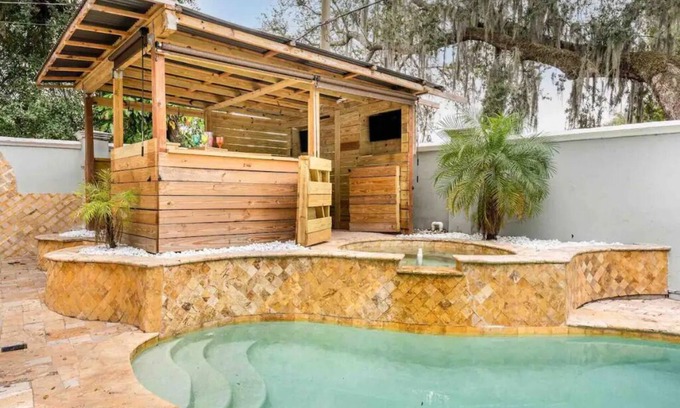 Fairview Shores Casa | Stunning Orlando Getaway