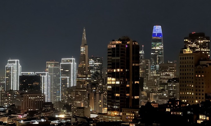 Russian Hill Apartamento | Stunning Panoramic Skyline Views in Russian Hill!