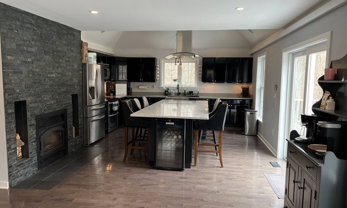 Old Lyme Casa | Stunning, peaceful and private home