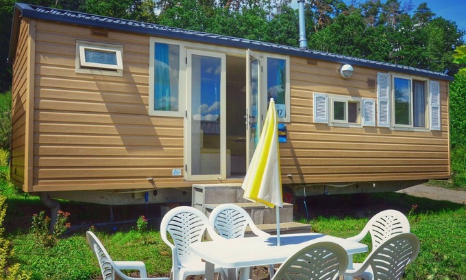 Tyn nad Vltavou Casa | Maravillosa casa de vacaciones privada con A/C, WIFI, terraza, mascotas permitida y aparcamiento