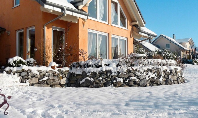 Herdwangen Schoenach Casa | Maravillosa casa de vacaciones privada para 4 personas con WIFI, TV, terraza y aparcamiento