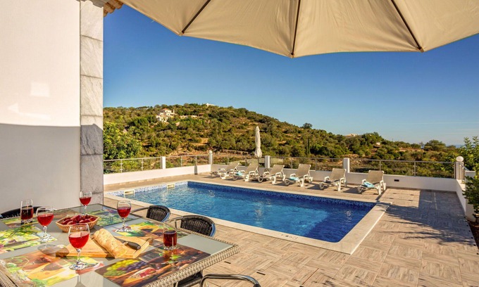 Estoi Casa | Estupenda casa de vacaciones privada con A/C, WIFI, piscina privada, TV, terraza y aparcamiento