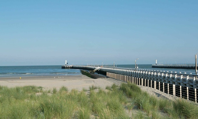 Koksijde Casa | Preciosa casa de vacaciones privada para 6 personas con piscina, WIFI, TV, terraza y aparcamiento